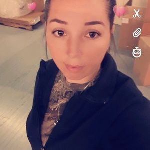 Meet your Posher, Sara